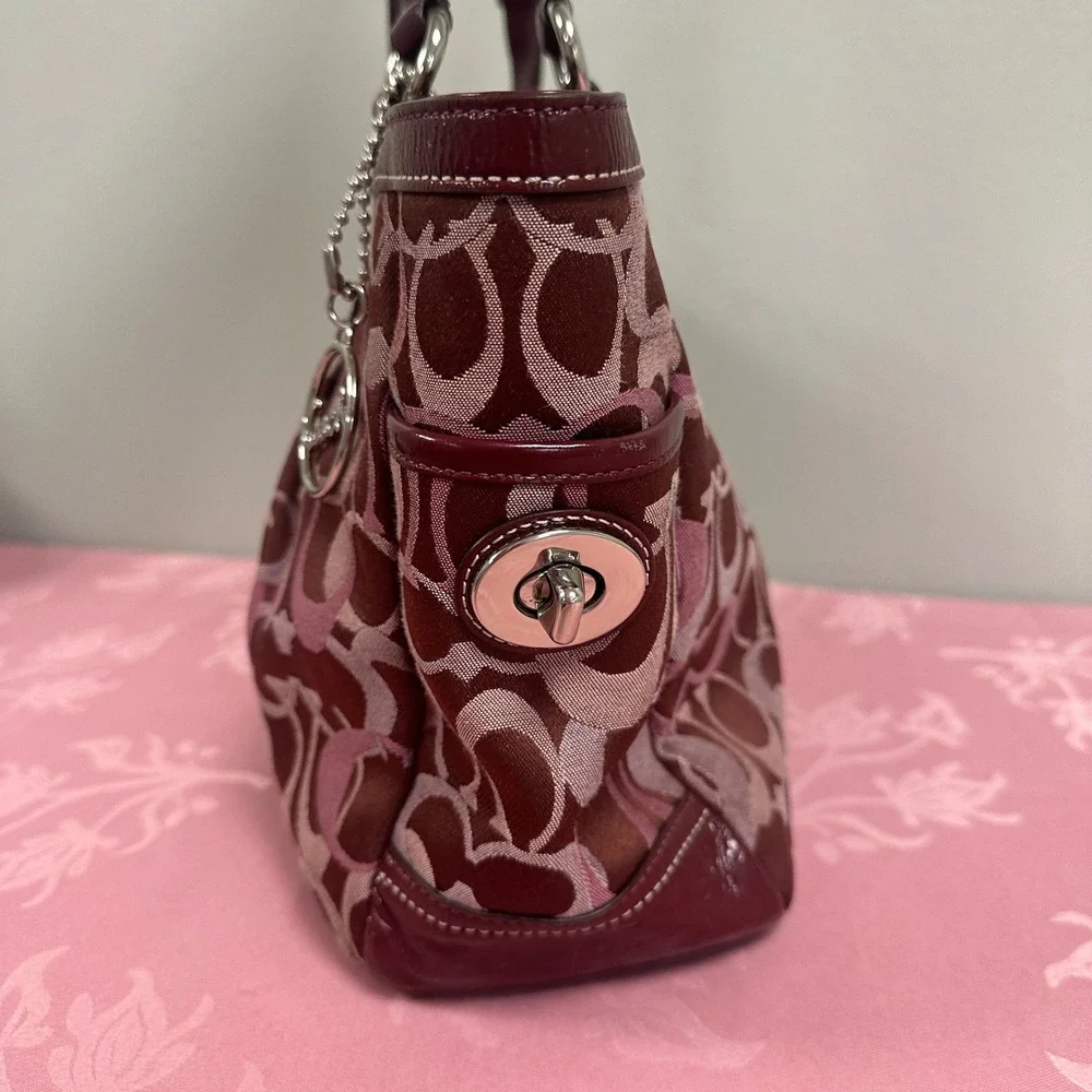 Vintage Coach Gallery Signature East West Tote Burgundy Patent Leather F13762 - Picture 4 of 16